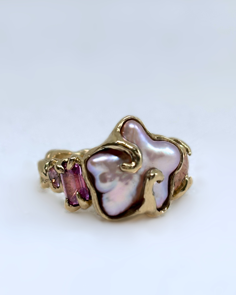Aphrodite Ring | Solid Gold