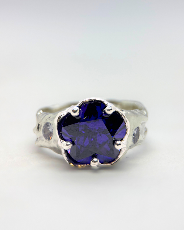 Sweet Poppy Ring | Purple