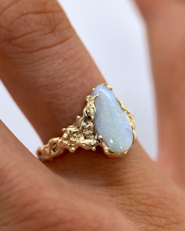 Muse Ring | Solid Gold
